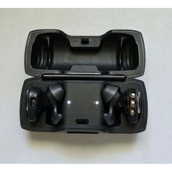 *SOLD* Bose SoundSport Wireless Bluetooth In-ear Headphones - Picture 1 of 8